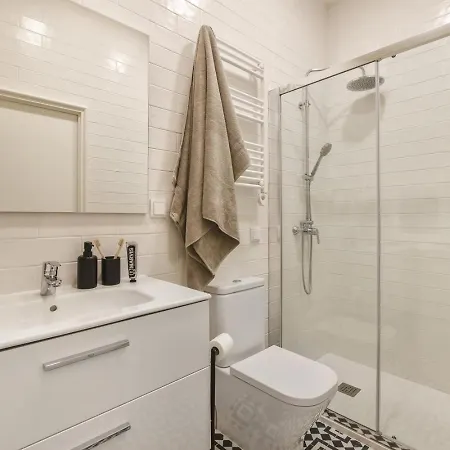 Nusa - 2 Bedrooms And Balcony In Santo Antonio