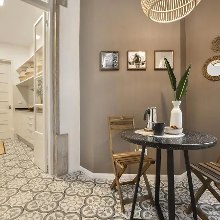 Nusa - 2 Bedrooms And Balcony In Santo Antonio