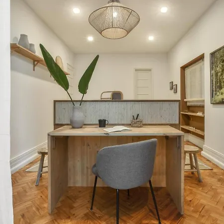 דירה Nusa - 2 Bedrooms And Balcony In Santo Antonio ליסבון